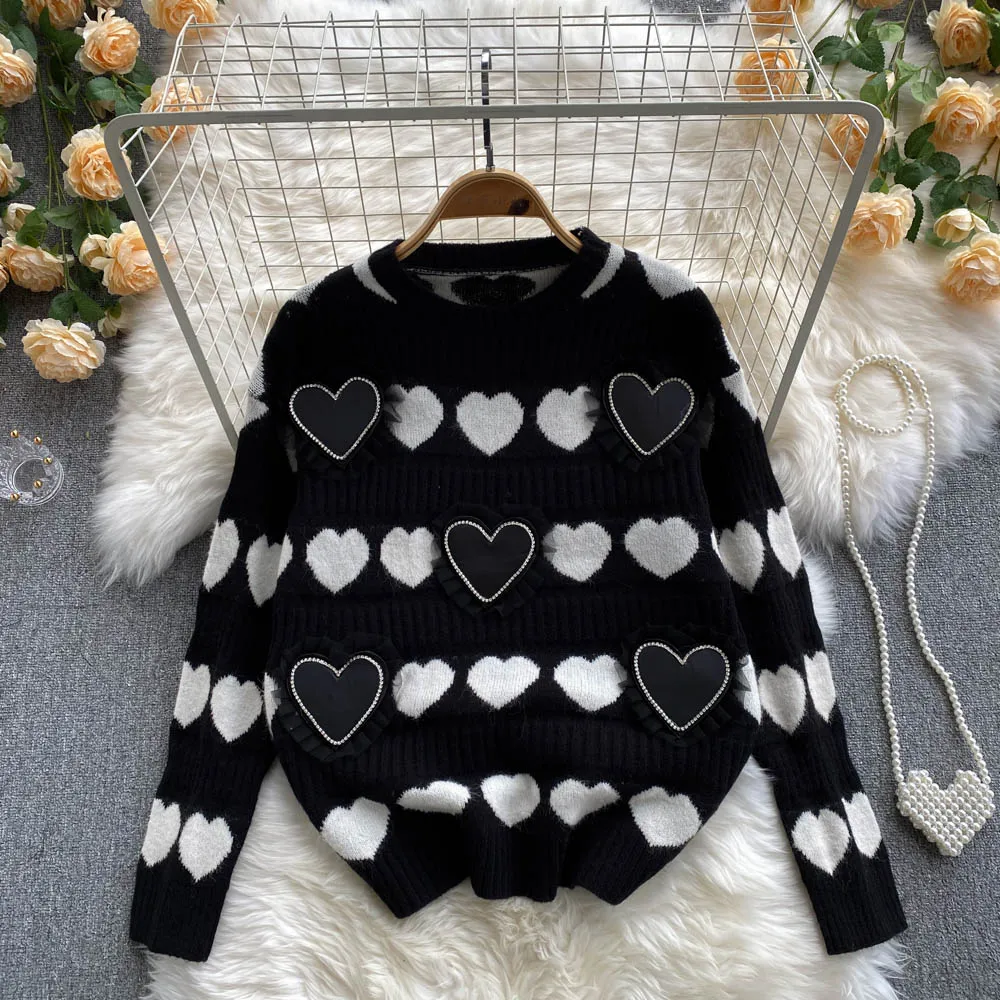 Lovely knitted heart-shaped long-sleeved sweater   S596