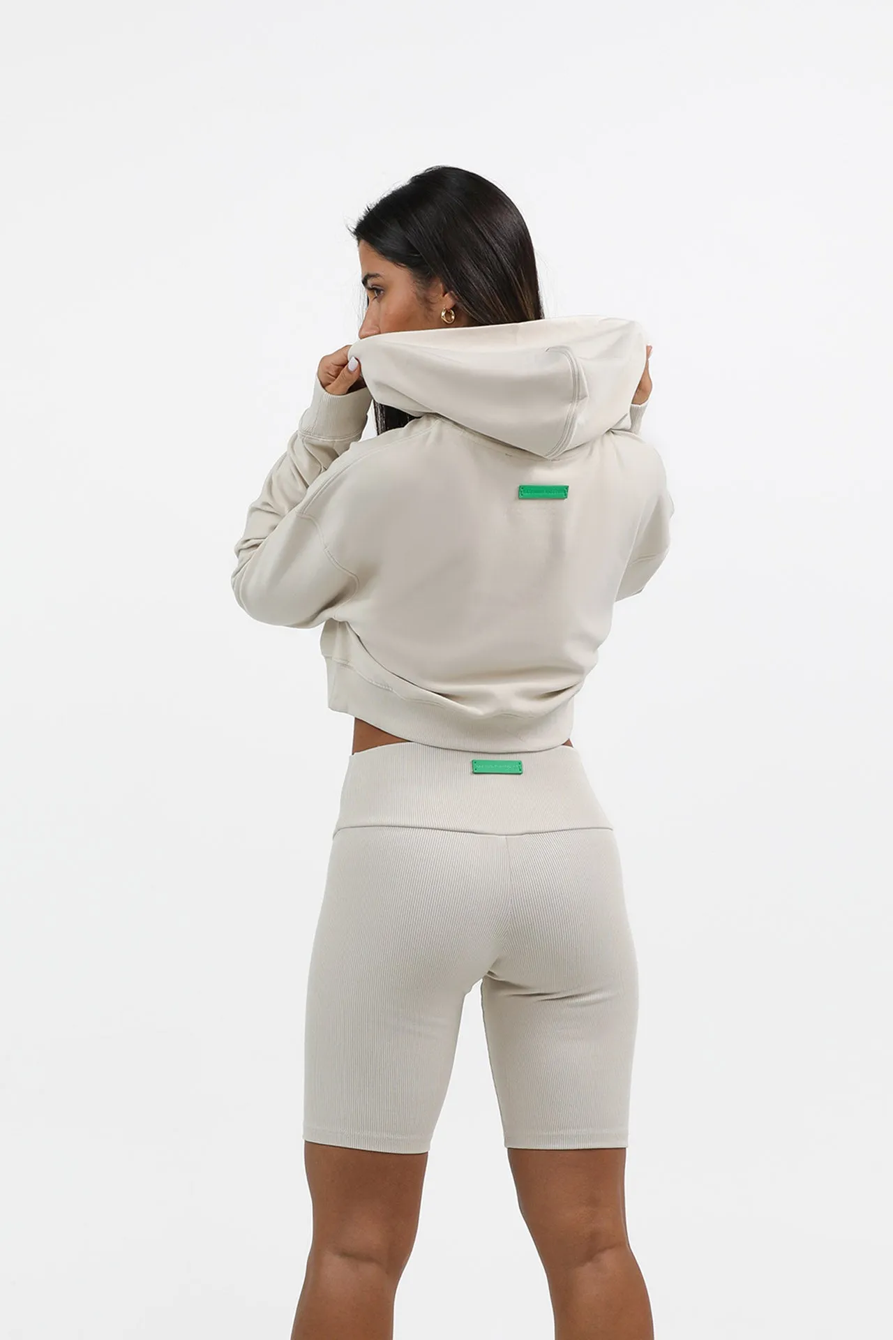 S2J044MI  Oversized Cropped Hoodie